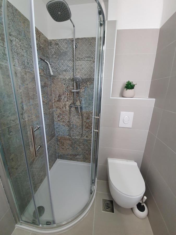 Apartman Leona 4*, Kantrida Rijeka Bagian luar foto