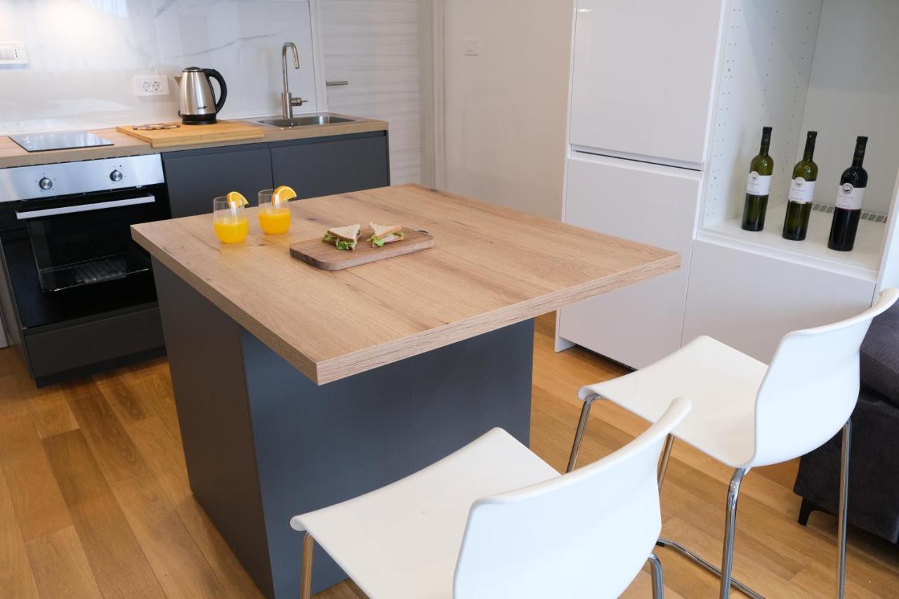 Apartman Leona 4*, Kantrida Rijeka Bagian luar foto