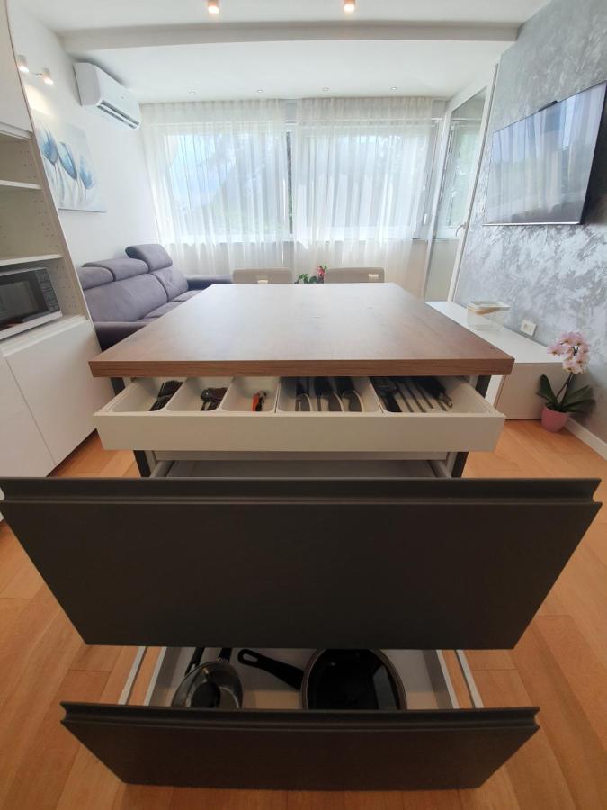 Apartman Leona 4*, Kantrida Rijeka Bagian luar foto