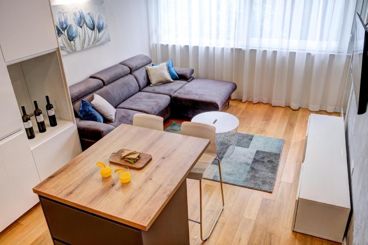 Apartman Leona 4*, Kantrida Rijeka Bagian luar foto